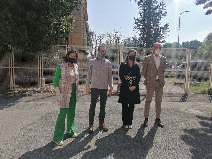 Un orto sinergico in via Como al posto del parcheggio dell’Informagiovani Un orto sinergico in via Como al posto del parcheggio dell’Informagiovani