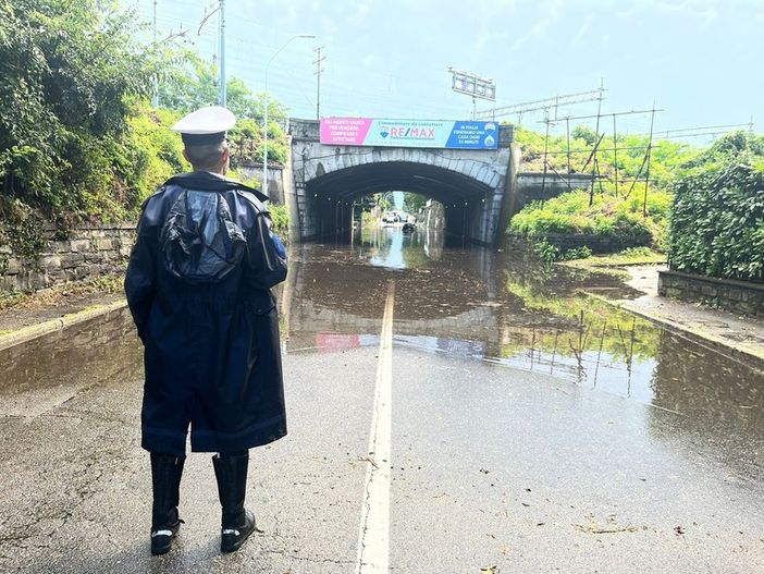 Il Centro Geofisico: «Forti temporali per due giorni sul Varesotto anche associati a grandine e raffiche di vento»