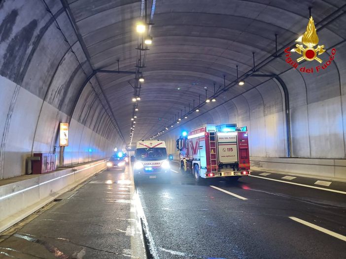 Esercitazione di vigili del fuoco, Areu e polizia stradale: simulato un intervento per incidente in galleria sulla Pedemontana