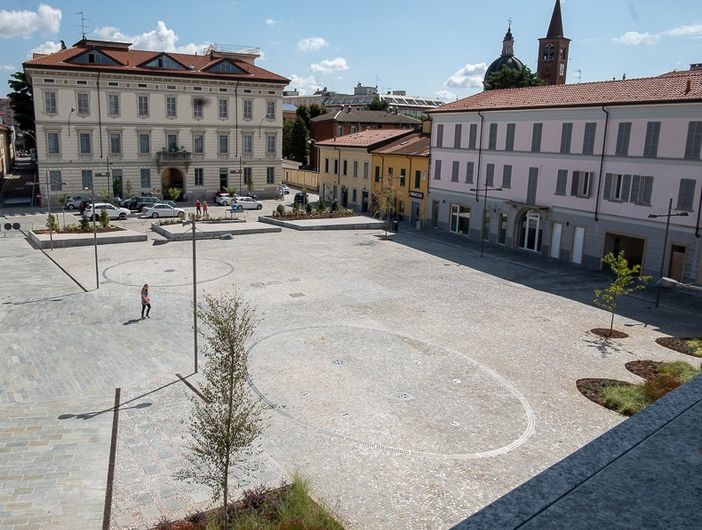 Piazza Vittorio Emanuele, l’assessore: «Nessuna resa, ma un ulteriore impegno per questa parte del centro»