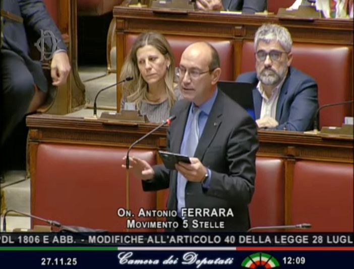 Ferrara (M5S): «Lago di Varese trattato come grande lago? Scelta politica, non scientifica»