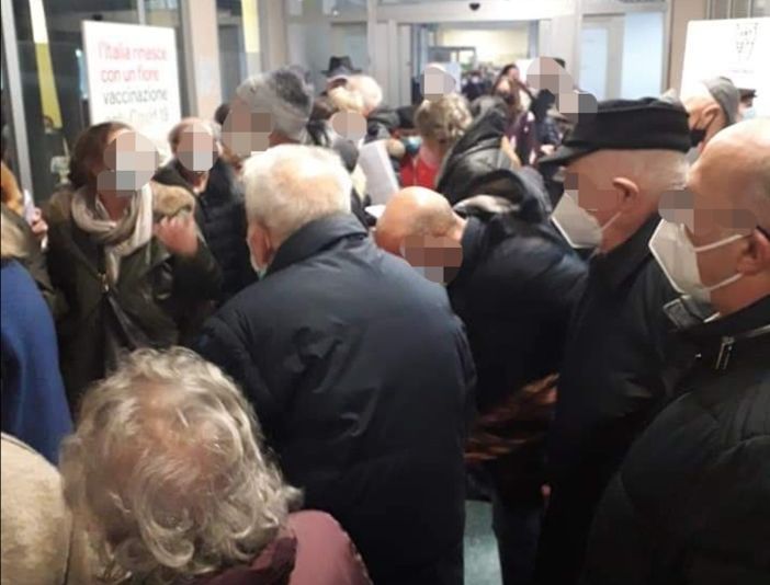 Le immagini di questa mattina circolate sui social Le immagini di questa mattina circolate sui social