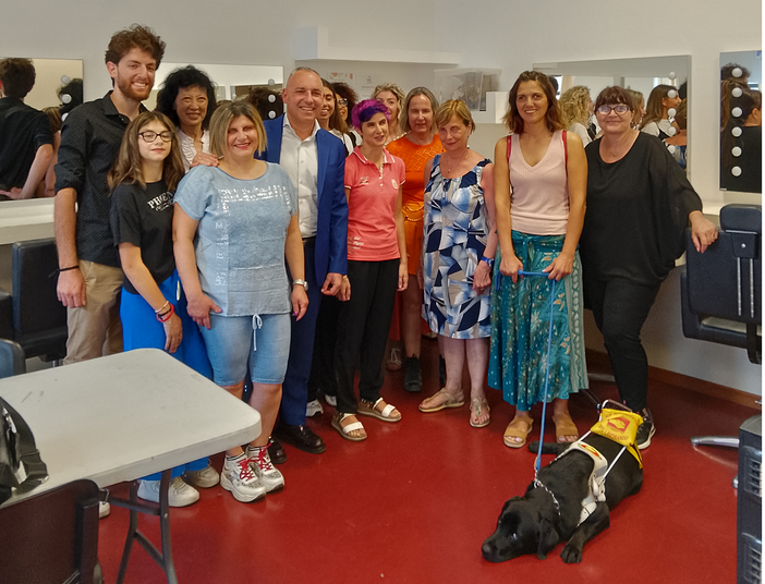 MBA Making Beauty Academy: sessione di &quot;Blind Make Up&quot; e &quot;Blind Hair Styling&quot; per non vedenti con l'Associazione Bionsait