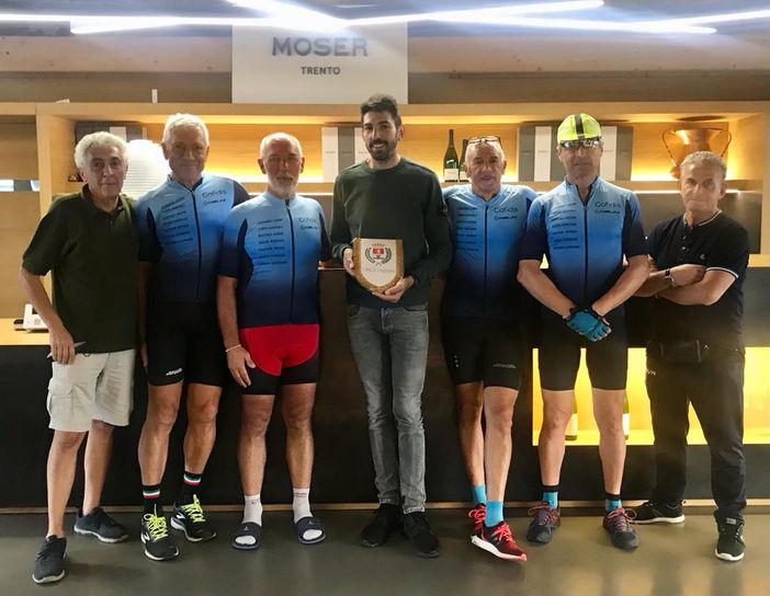 Da Moser sognando piste ciclabili così. Ma con dentro un sussurro: Legnano Da Moser sognando piste ciclabili così. Ma con dentro un sussurro: Legnano