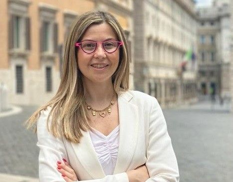 L'onorevole Maria Chiara Gadda L'onorevole Maria Chiara Gadda