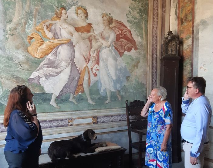 La consegna delle audioguide al Castello di Somma Lombardo