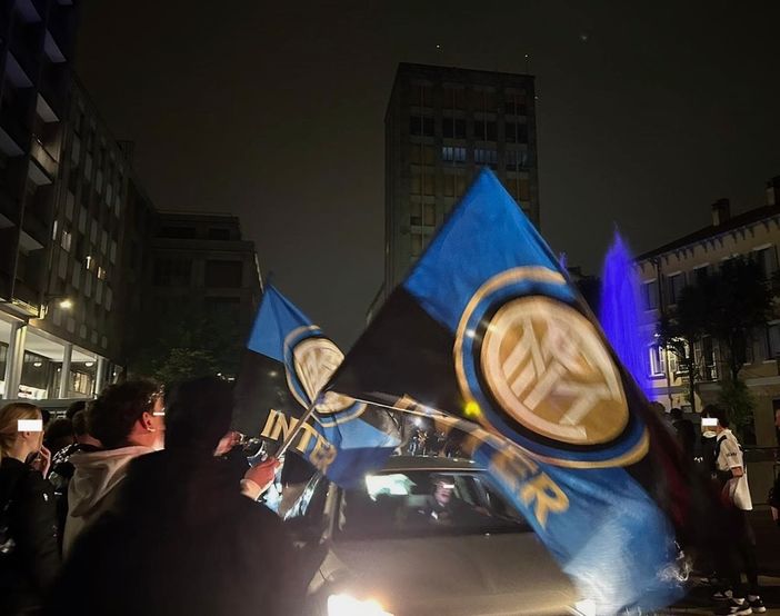 I tifosi interisti festeggiano lo scudetto a Busto lo scorso aprile (foto d'archivio) I tifosi interisti festeggiano lo scudetto a Busto lo scorso aprile (foto d'archivio)