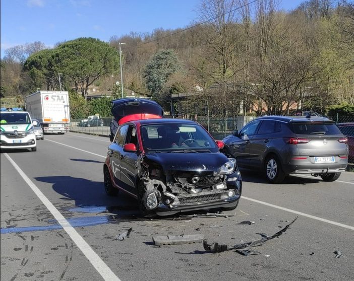 Tamponamento sulla Sp1, traffico in tilt da Gavirate in direzione Varese