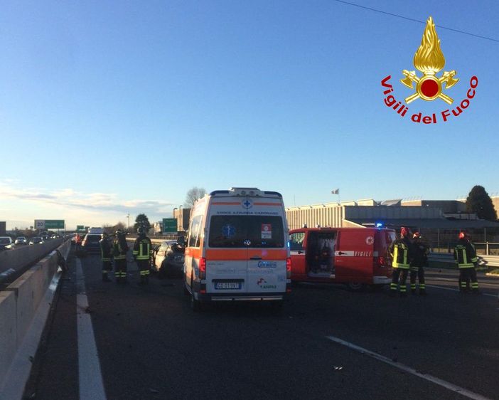 Le immagini dell'incidente stradale avvenuto sull'autostrada A9 Le immagini dell'incidente stradale avvenuto sull'autostrada A9