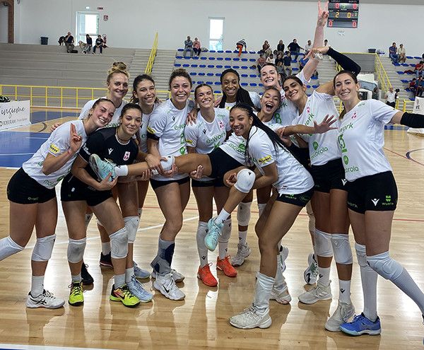 Torneo di Viadana: la Uyba chiude al terzo posto Torneo di Viadana: la Uyba chiude al terzo posto