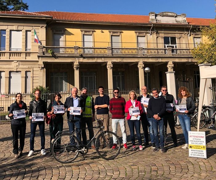 Momento di gruppo finale per la seconda edizione del progetto "Bike to work" a Olgiate