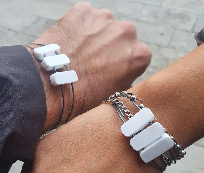 I bracciali in titanio elastico