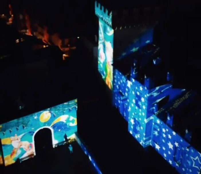 Un mistero natalizio anima Somma Lombardo: il video de "La Somma di Noi" conquista il cuore della città Un mistero natalizio anima Somma Lombardo: il video de "La Somma di Noi" conquista il cuore della città