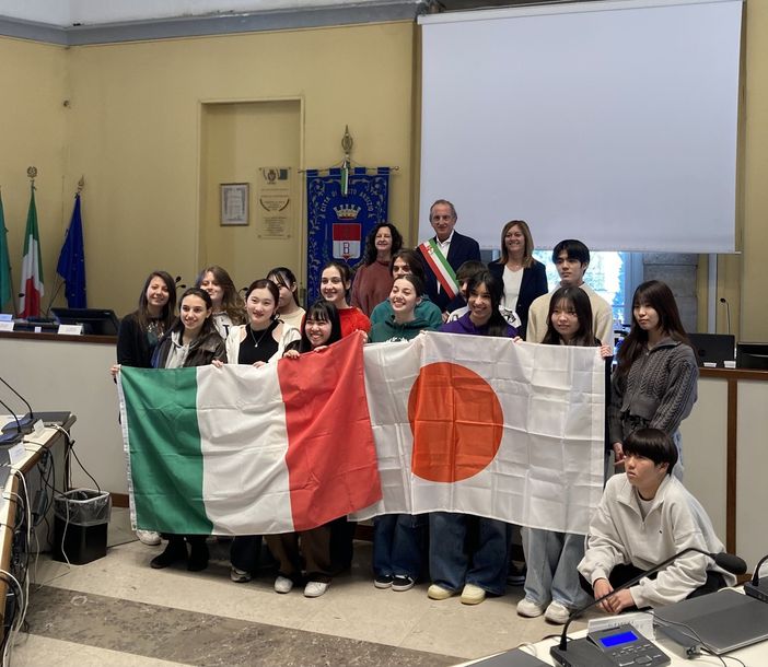 Scambio Italia-Giappone al liceo Crespi Scambio Italia-Giappone al liceo Crespi