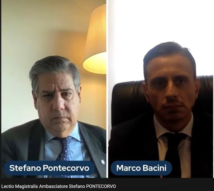 Afghanistan, Lectio dell'Ambasciatore Stefano Pontecorvo con il Professore Marco Bacini alla LUM School of Management Afghanistan, Lectio dell'Ambasciatore Stefano Pontecorvo con il Professore Marco Bacini alla LUM School of Management