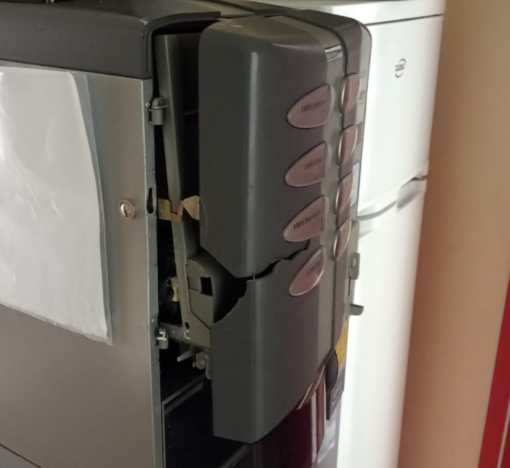 Un altro weekend di furti ai distributori automatici. Colpi a Varese, Gallarate, Luino e Somma