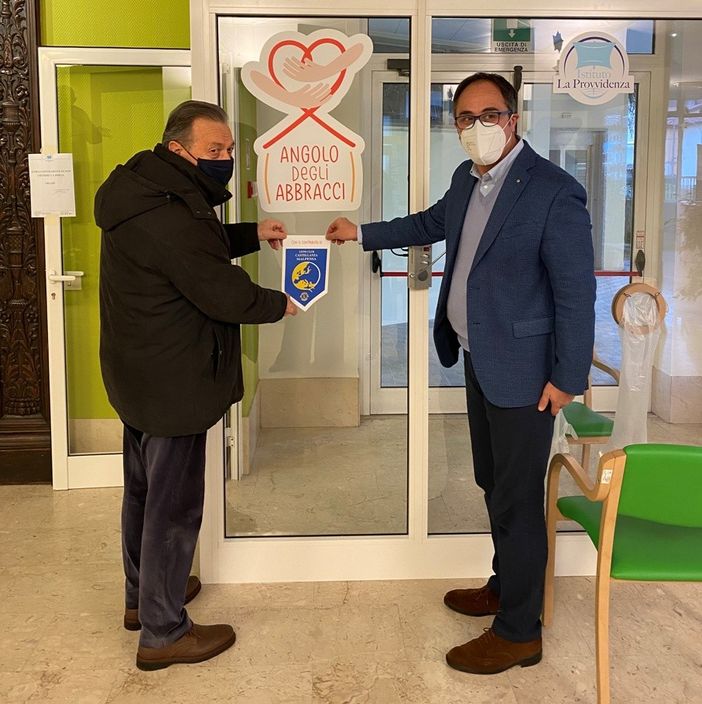 Busto, inaugurati alla Provvidenza gli “Angoli degli Abbracci”