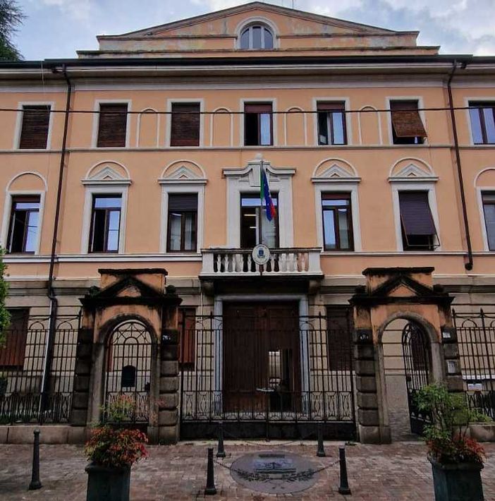 L'ingresso del Comune di Olgiate Olona L'ingresso del Comune di Olgiate Olona