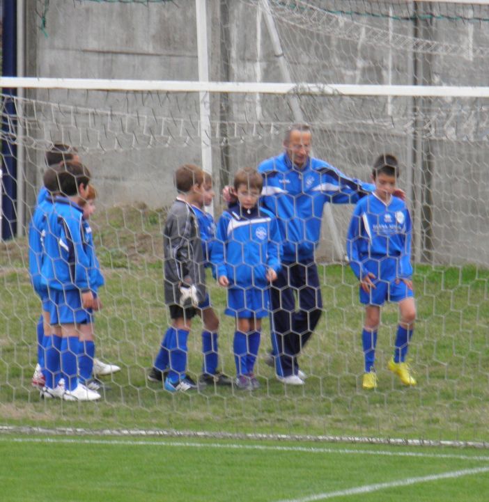 «Ciao grande Fara». Storico collaboratore e allenatore del Cas Sacconago «Ciao grande Fara». Storico collaboratore e allenatore del Cas Sacconago