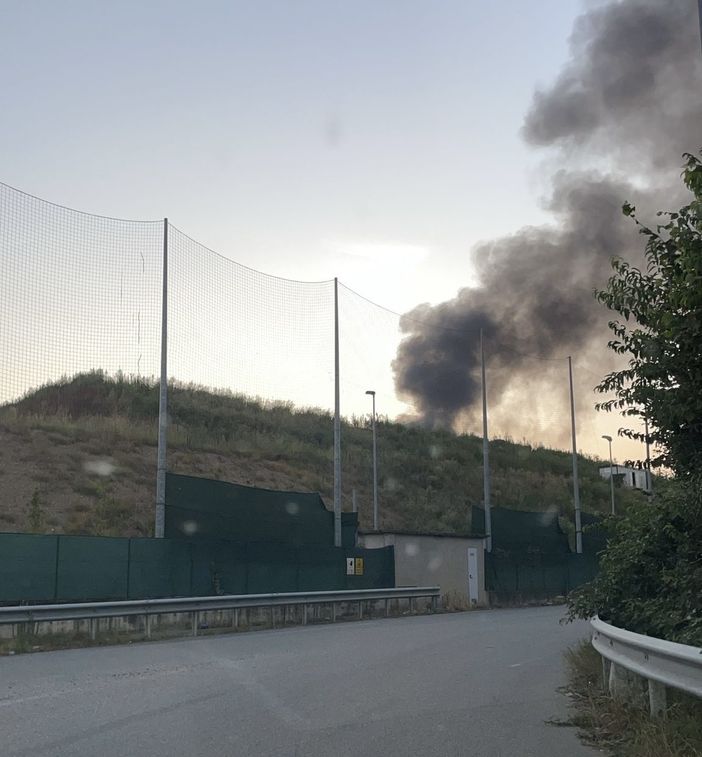 Incendio alla discarica: «Confermata l'assenza di criticità, un sistema che ha funzionato»