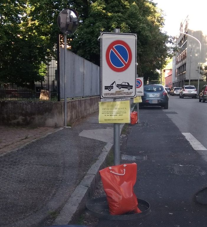 Busto, cartelli “dimenticati” a Sacconago