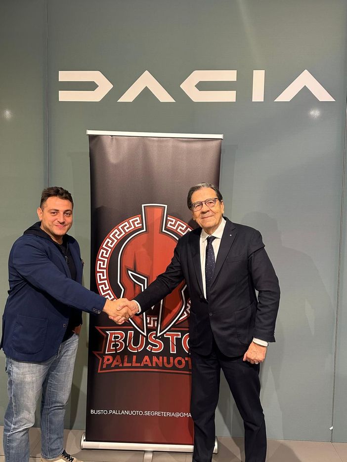 De Caria con Giorgio Paglini, amministratore unico di Paglini Store De Caria con Giorgio Paglini, amministratore unico di Paglini Store