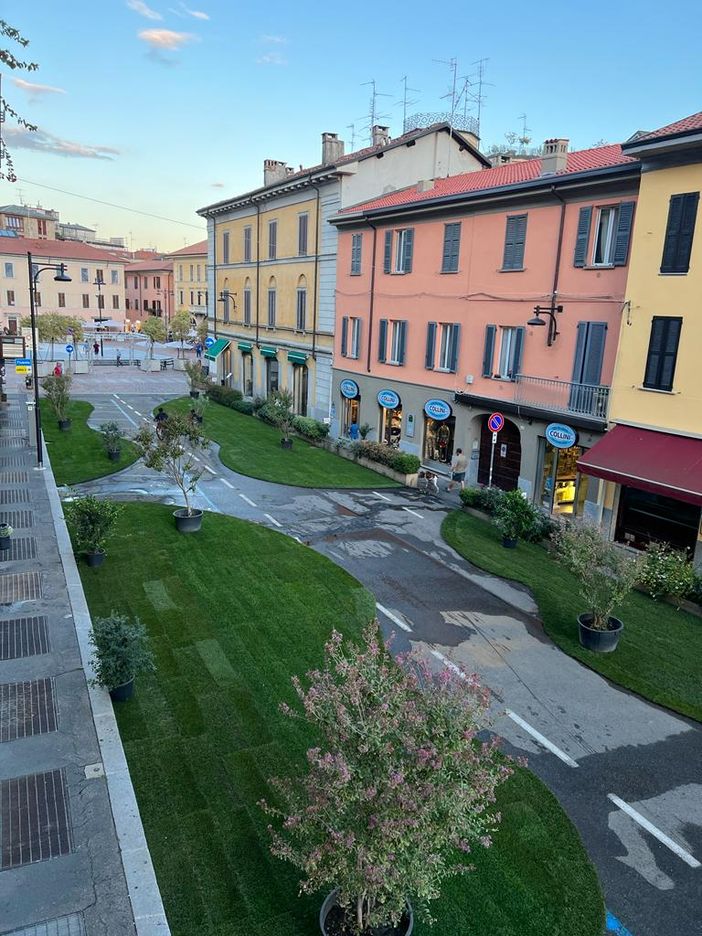 In centro si saluta il sole. Poi spazio alla baby patente e alle bande di Bustofolk