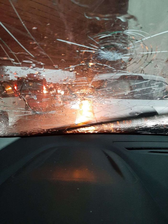 FOTO. A Saronno grandine, vento e pioggia violentissima provocano allagamenti e danni