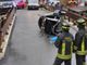 FOTO. Si ribaltano con l'Apecar e restano incastrati all'interno: paura per due sedicenni nel Comasco