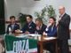 Alberto Riva (in piedi) durante il congresso di Forza Italia