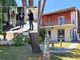 La residenza di via Catullo, nel riquadro Paola Magistrelli, Ettore Mazzucchelli, Emanuele Antonelli
