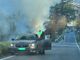 Auto in fiamme in via Masaccio sulla Sp35 tra Bardello e Malgesso (foto del Comune)