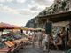 Positano beach club a Fornillo: Pupetto, mare e cucina