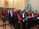 VIDEO. Cascina dei poveri, tanti applausi per il debutto del “Gallazzi’s choir”