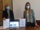 Il sindaco Mirella Cerini e la consigliera Lisa Letruria al lancio della piattaforma Spesa in comune