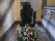L'omaggio al monumento ai Caduti nei Lager, in Comune a Busto Arsizio