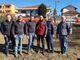 Una parte della squadra di volontari al lavoro per realizzare il Mai Paura Camp