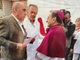 Una foto di Franco Mazzucchelli con monsignor Mario Delpini