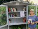 L'assessore Antonella Scolfaro presenta la "casetta dei libri"