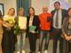 Foto di gruppo, da sinistra: Greta Colombo, Veronica Vitali, la signora Flora Ceruti, la rettrice Maria Pierro, lo zio di Giulia, Matteo Tozzi, Luigina Guasti