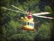 Auto fuori strada sulla Provinciale a Cuvio: elisoccorso in volo, diciottenne ferito