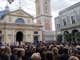 L'ADDIO A MARONI. L'urlo di Varese: «Ciao Bobo». Il figlio: «Hai sorriso fino alla fine». Monsignor Vegezzi: «Roberto era uno di noi». Le lacrime del premier Meloni