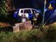 FOTO E VIDEO. Auto fuori strada in via Tasso, si schianta contro una cabina del gas