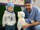 La “vittoria” di Matias (e di mamma e papà): da Bucarest a Varese per un delicatissimo intervento di chirurgia pediatrica