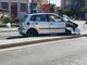 FOTO - Paura sul Sempione a Busto: un'auto si ribalta, due feriti