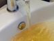 Acqua gialla dai rubinetti a Gallarate: Alfa al lavoro per risolvere il problema
