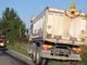 Schianto tra una moto e un camion: un morto a Lainate