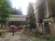 Le immagini dei vigili del fuoco dopo l'incendio all'ospedale di Cuasso, attualmente in disuso