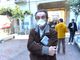 Attilio Fontana a spasso in centro a Varese: «I dati non sono confortanti, dobbiamo tenere duro»