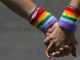 &quot;Morte ai gay&quot;: il messaggio-shock lasciato sulla pagina Instagram di un giovane che si è suicidato: la Procura indaga per omofobia